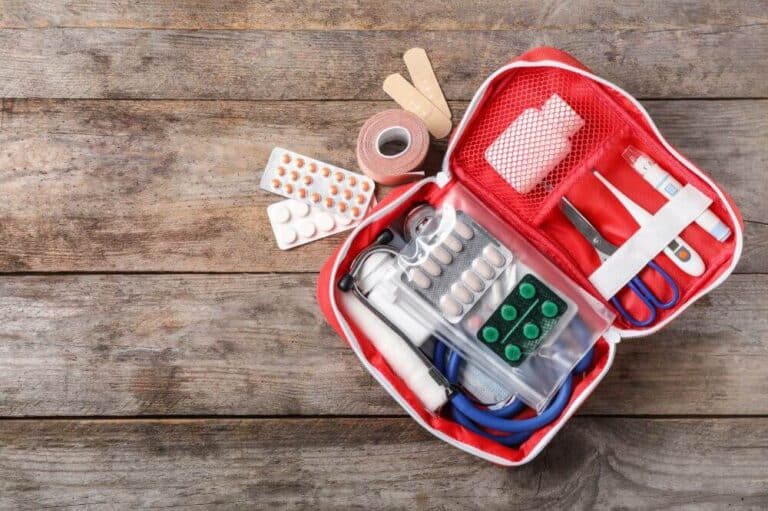 Band-Aid Johnson & Johnson Portable First Aid Kit Review